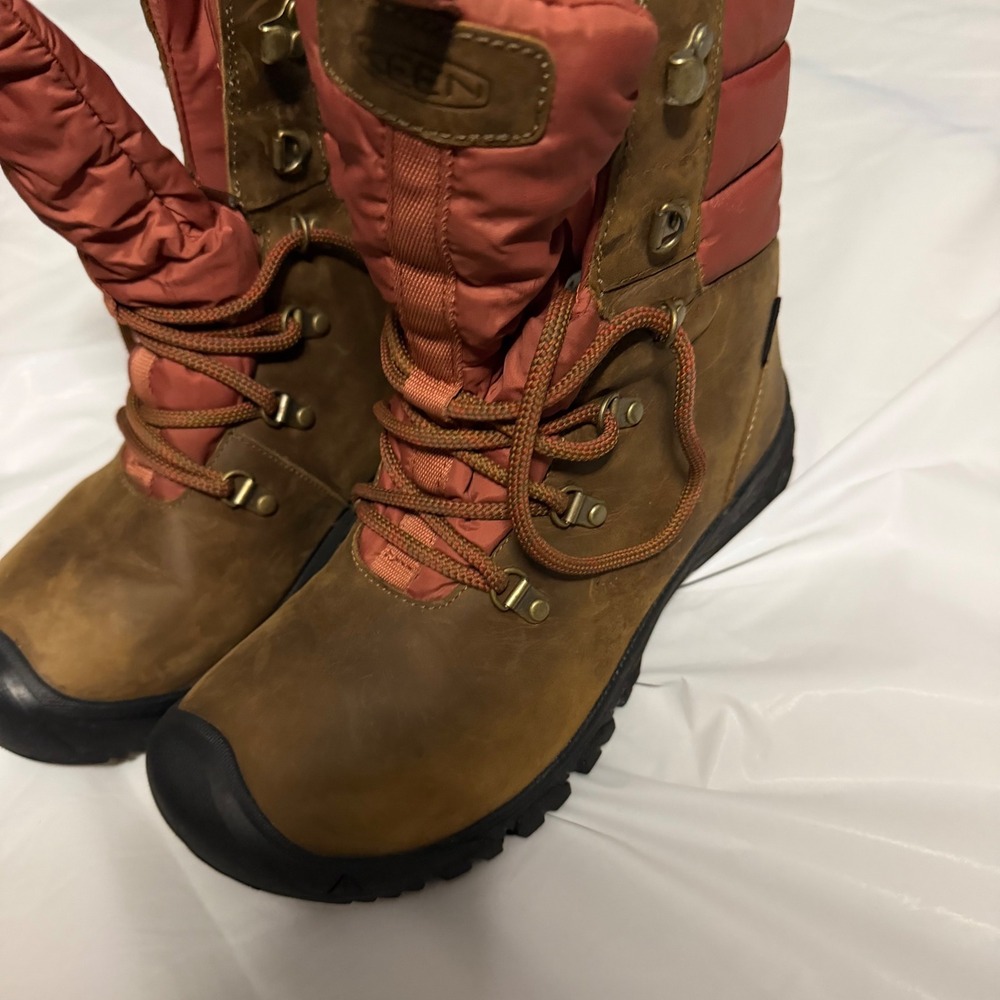 KEEN Womens Greta Waterproof Snow Boots 8.5 Brown Leather Insulated Winter Hike